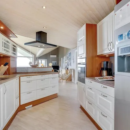 Regnwald - 400m To The Fjord By Interhome *