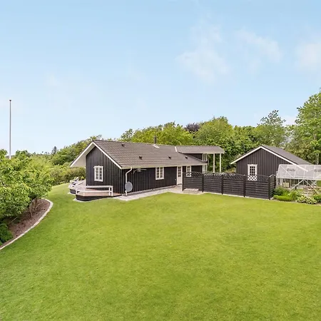 Regnwald - 400m To The Fjord By Interhome