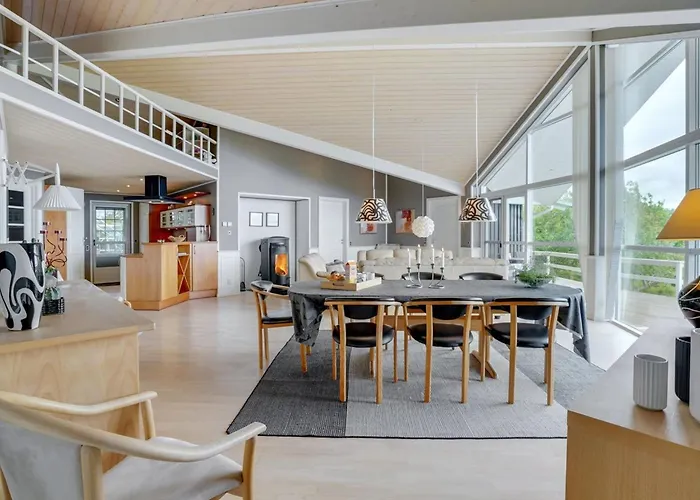 Regnwald - 400m To The Fjord By Interhome Feriehus *