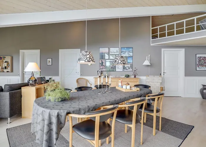 Regnwald - 400m To The Fjord By Interhome Feriehus *