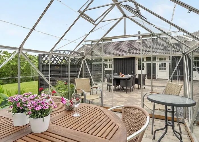 Regnwald - 400m To The Fjord By Interhome *